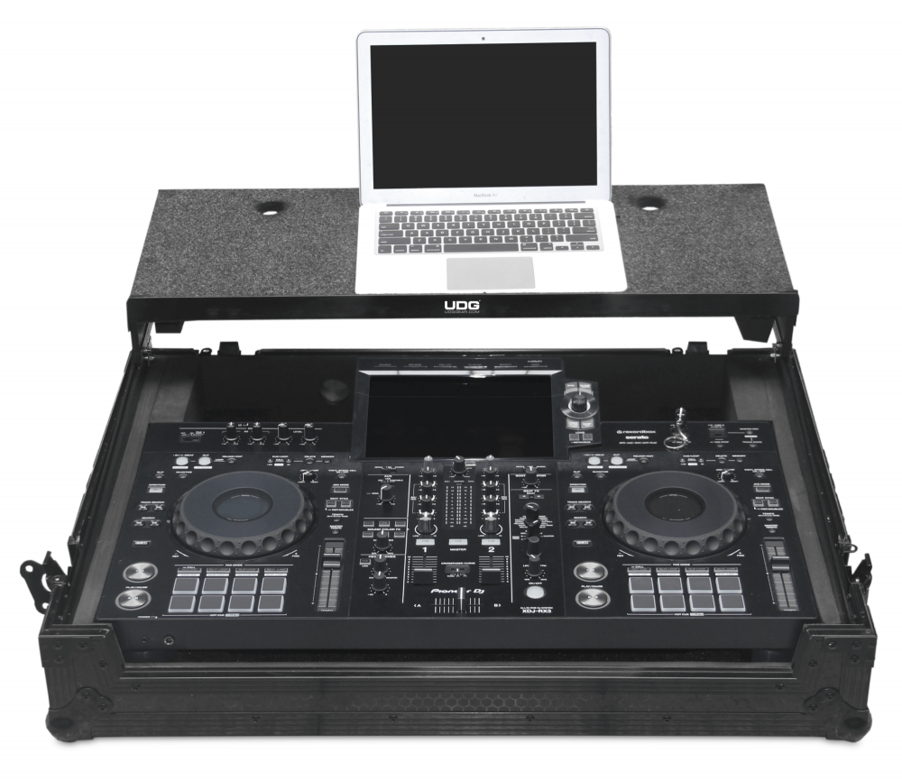 UDG Ultimate Flight Case Pioneer XDJ‑RX3 Black Plus (Laptop Shelf + Wheels) U91075BL 